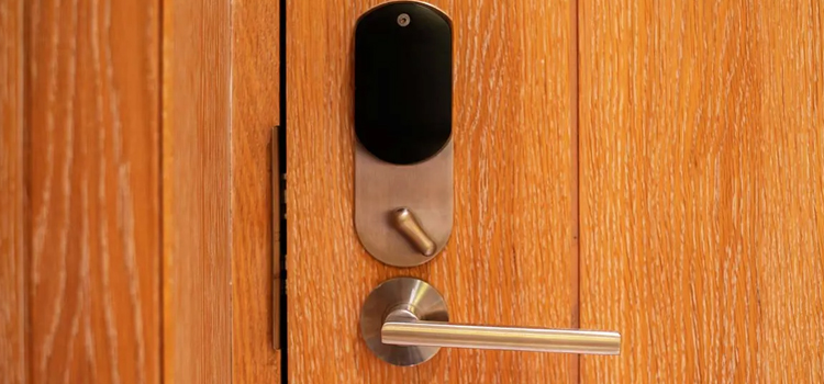 Automatic Locking Door Knob South Monrovia Island